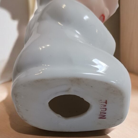 Vintage Hand-Painted Porcelain Figurine of Praying Little Girl Made in Japan - Picture 8 of 10